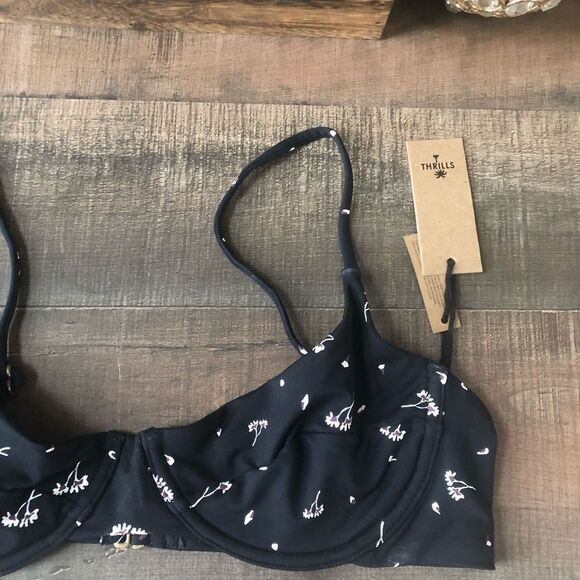 Thrills Nightshade Underwire Bikini Top - Picture 6 of 7